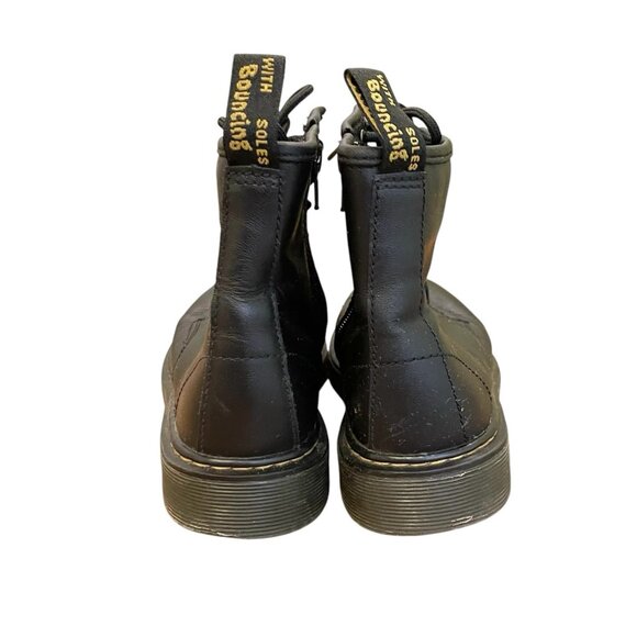 DR. MARTENS $75 Junior 1460 Softy T Leather Lace Up Boots Black Size 4 Kids - Picture 5 of 10